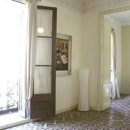 Apartment Sibsbcn- Rambla- Family Friends Business Barcelona
