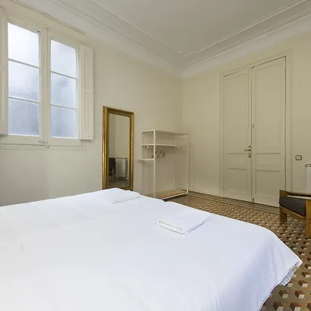 Apartment Sibsbcn- Rambla- Family Friends Business